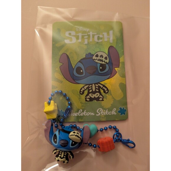 Disney Stitch Bag Clip Charm Skeleton Stitch Halloween - Picture 1 of 2